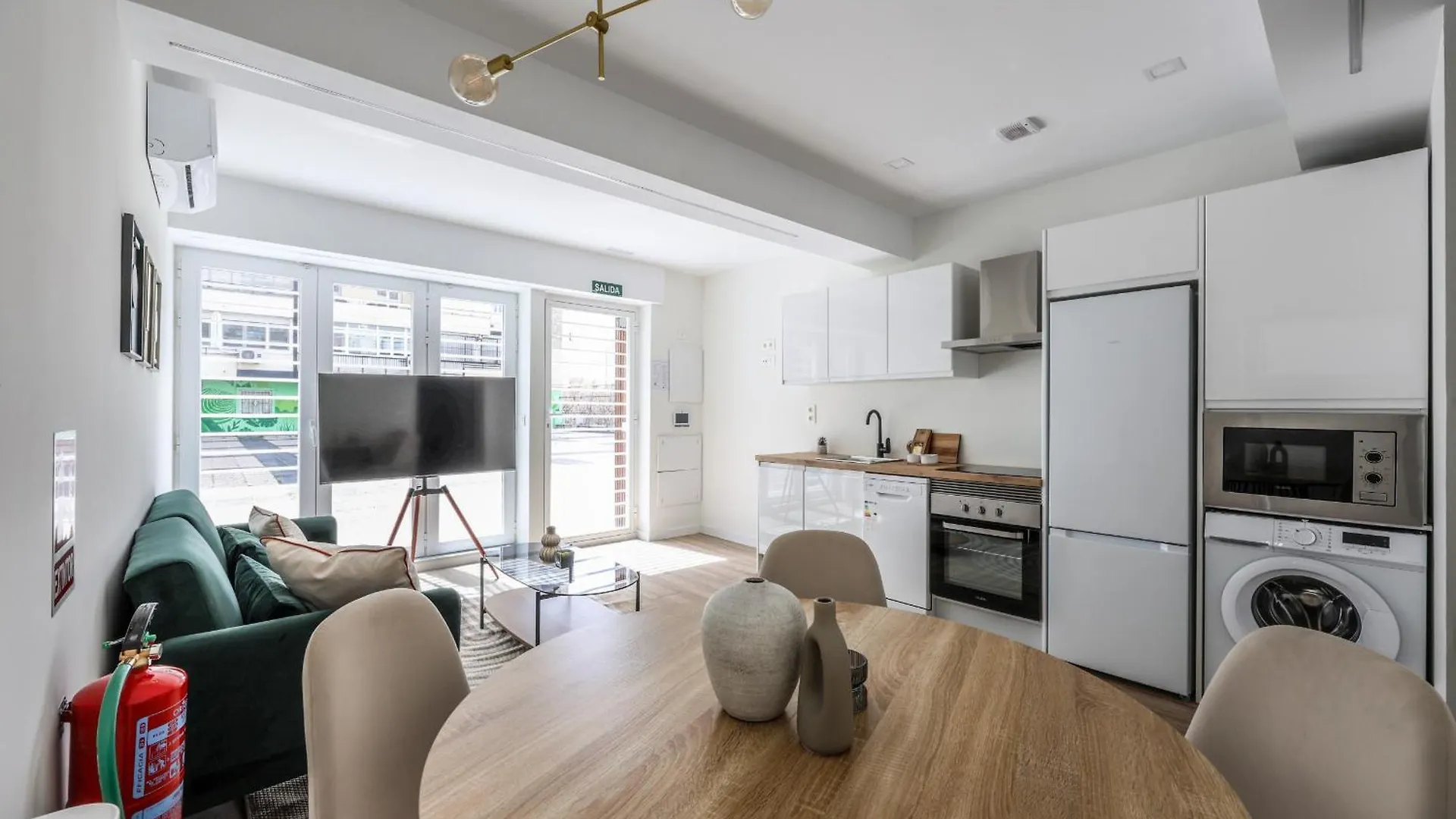 Apartamentos Business Reformados Alquiler Temporal Madrid 0*,