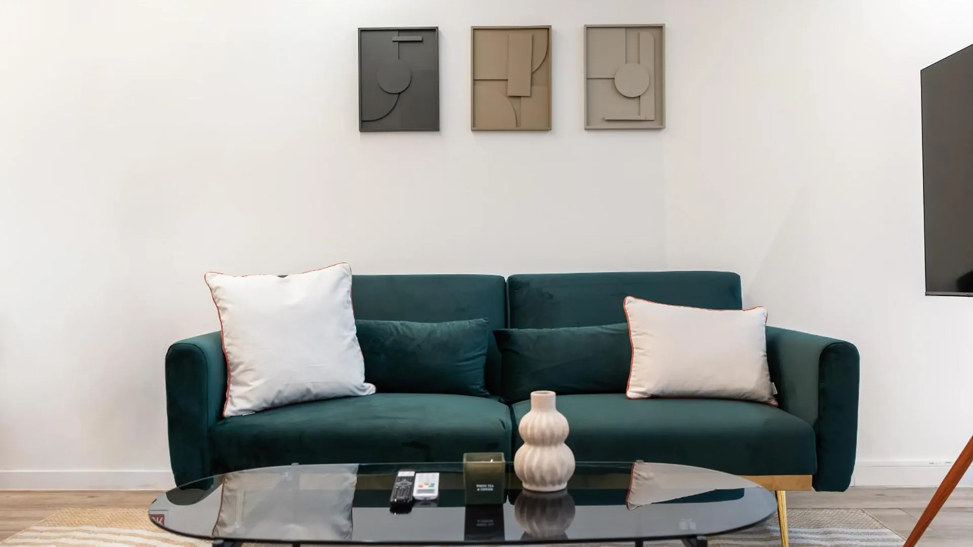 Apartamentos Business Reformados Alquiler Temporal Madrid 0*,