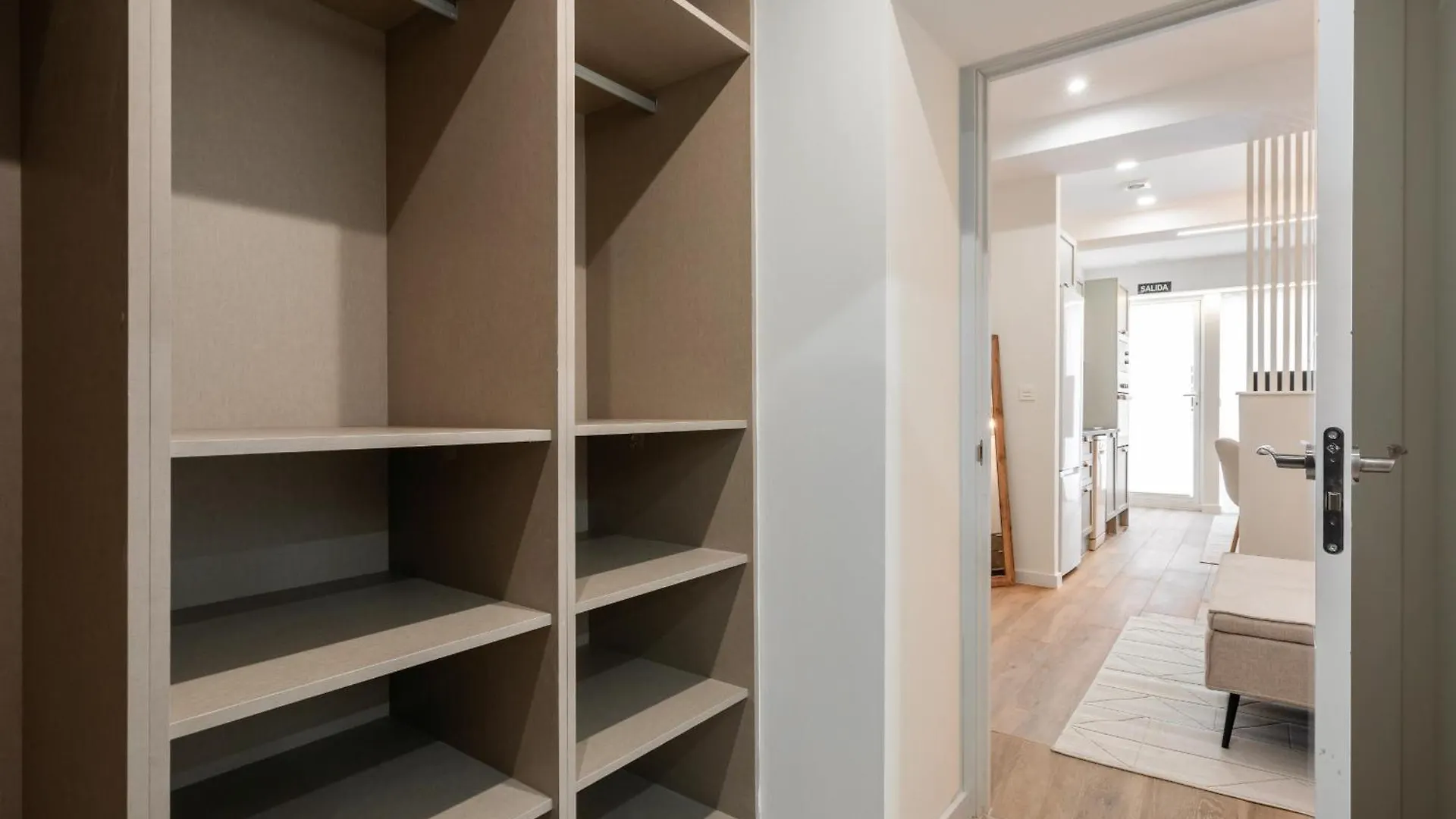 Apartamentos Business Reformados Alquiler Temporal Madrid 0*,