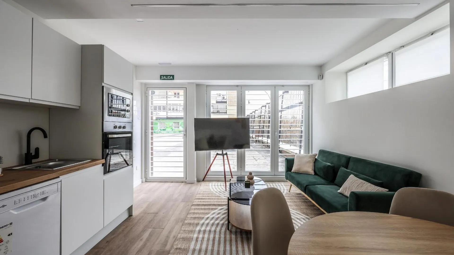 Apartamentos Business Reformados Alquiler Temporal Madrid Spain